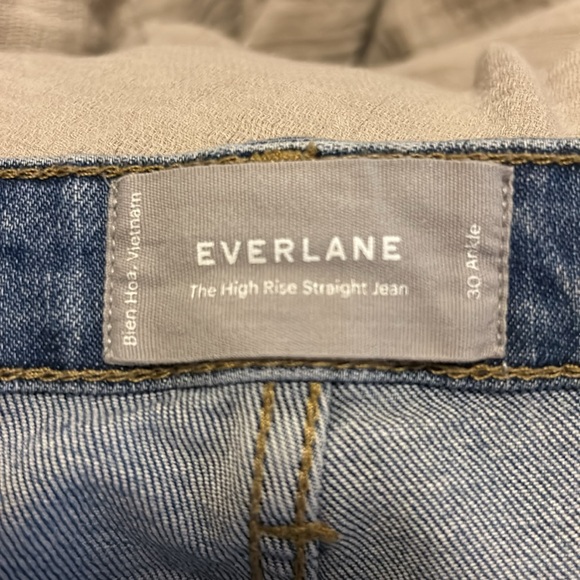 Everlane Women’s high rise straight Classic Blue Jeans - Picture 2 of 4